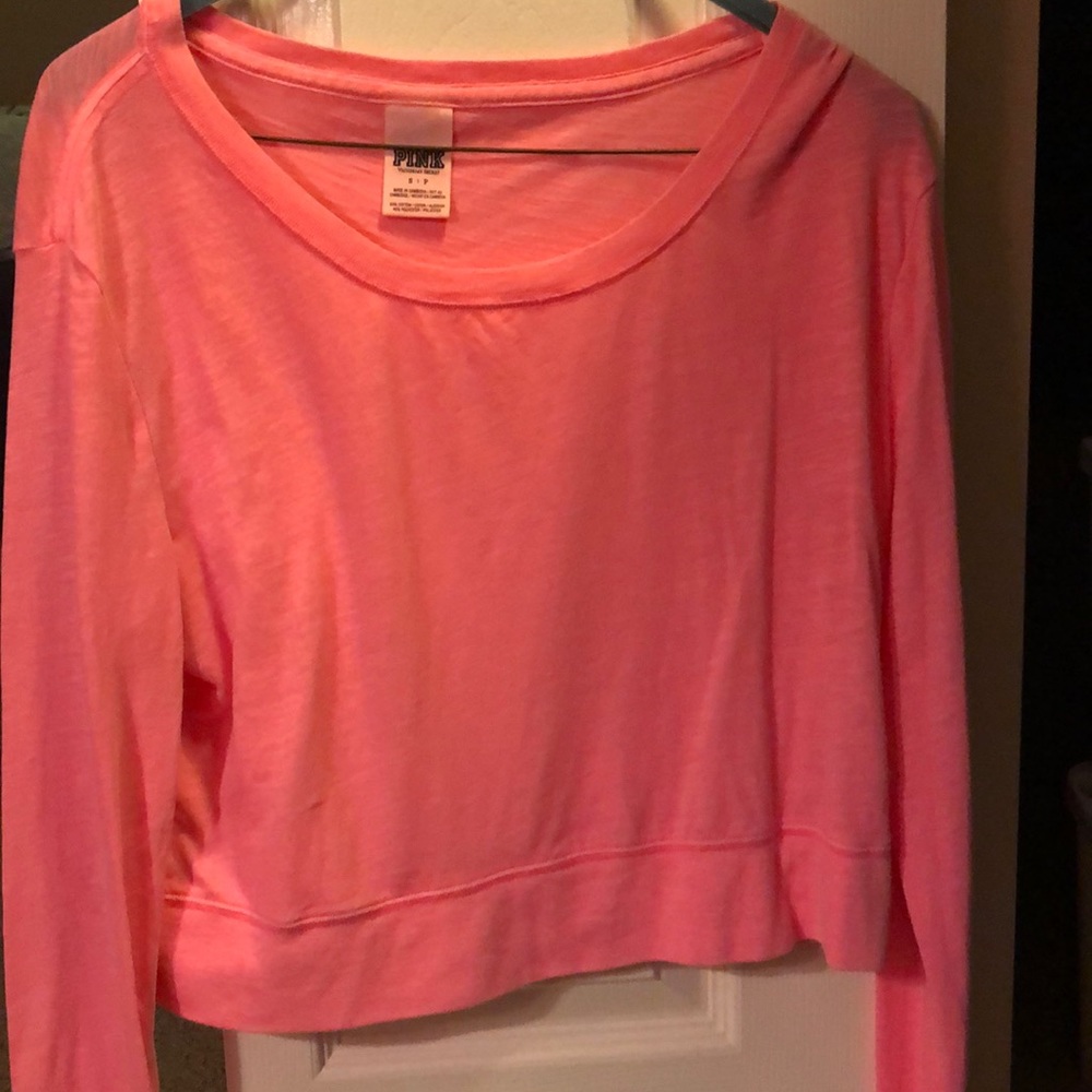 Cropped long sleeve shirt